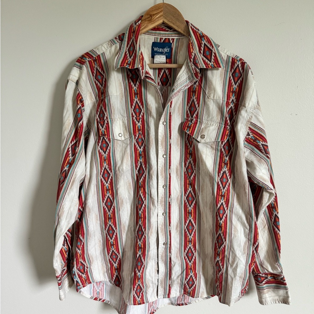 Wrangler Vintage Men’s Button Down, Size missing but would fit like men’s M